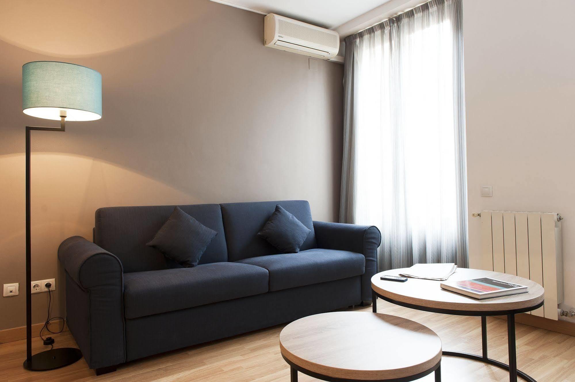 Apartament Mh Ramblas Barcelona