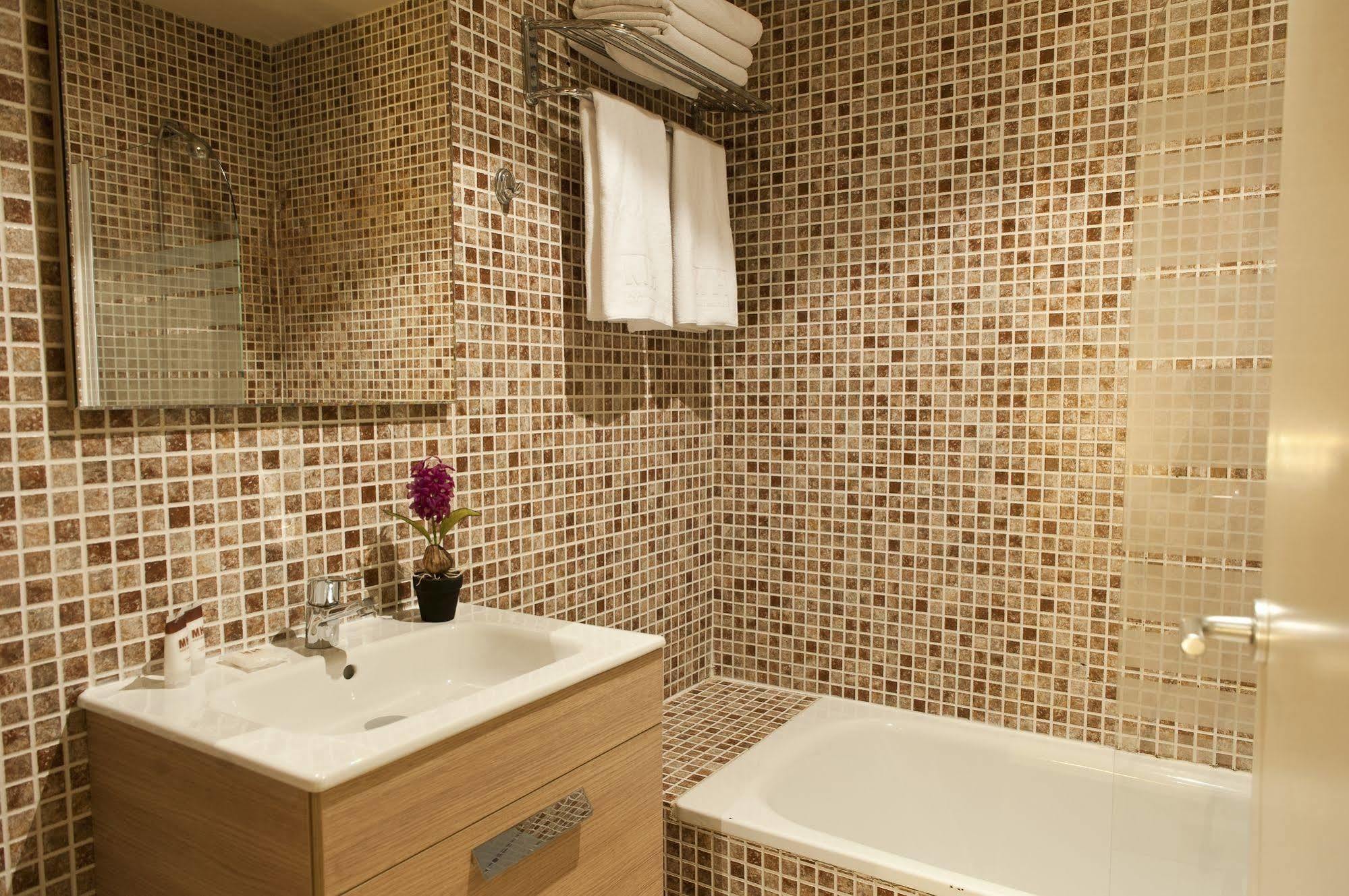Apartament Mh Ramblas Barcelona