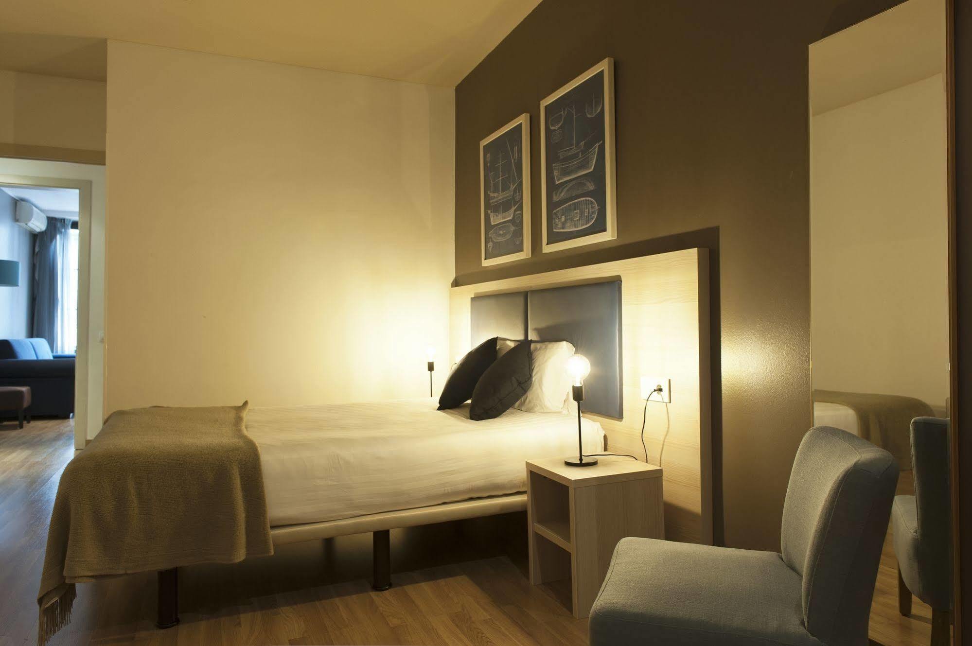 Mh Ramblas Apartment *
